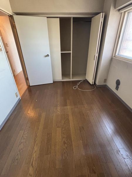 ロジェ真駒内 洋室