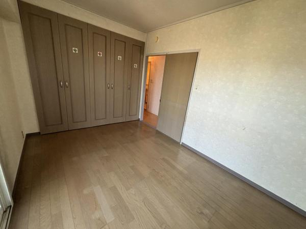 ロジェ真駒内 洋室