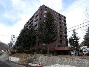 中古マンション 札幌市南区定山渓温泉西１丁目25 札幌市南北線真駒内駅 3500000