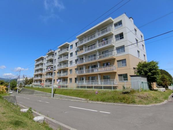 中古マンション 札幌市南区澄川五条１３丁目 札幌市南北線真駒内駅 240万円