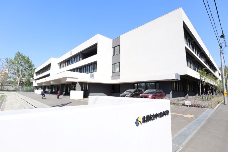 中の島小学校