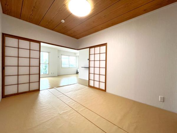 グラン・ドムール西岡 和室