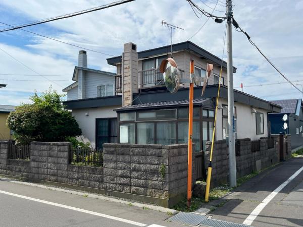 中古戸建 苫小牧市浜町２丁目3-21 JR室蘭本線苫小牧駅 290万円