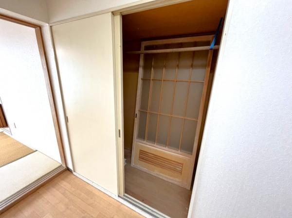 プレジデントハイム 収納 