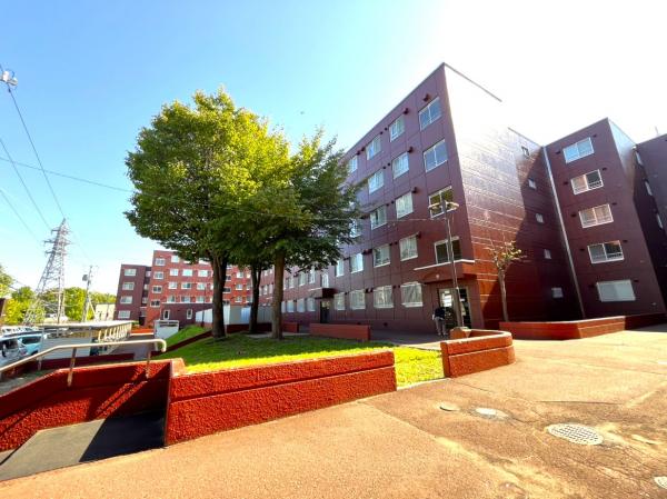 メゾンドルチェ平岸第3 現地外観写真 