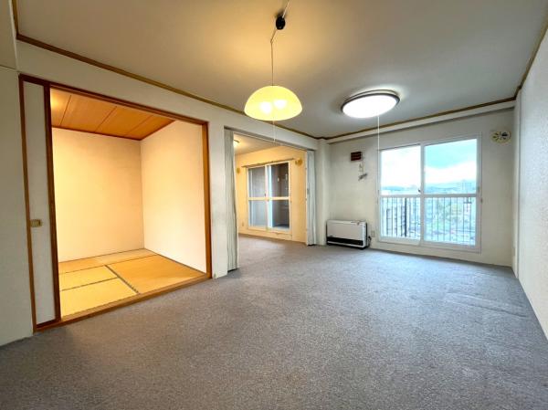 メゾンドルチェ平岸第3 リビングダイニング