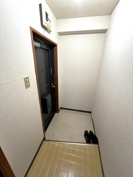 エバーグリーン美園 玄関 