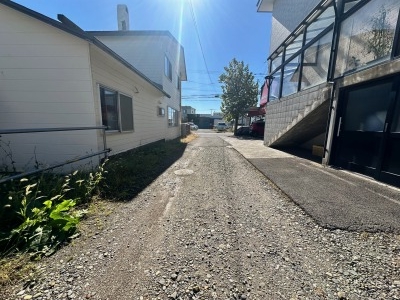 函館市湯浜町57番2 前面道路含む現地写真 