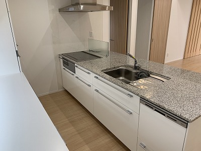 日吉町2丁目中古住宅 キッチン 