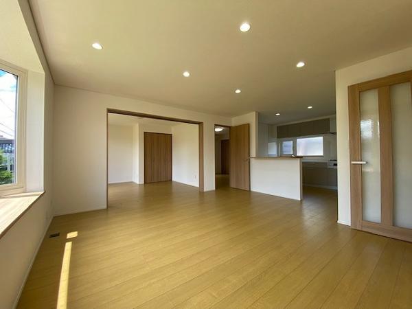 恵庭市恵み野東5丁目 リビング 