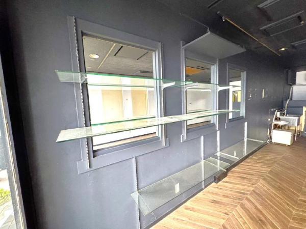 ニューヨークテラスビル 