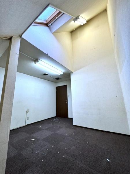 ニューヨークテラスビル エントランス 