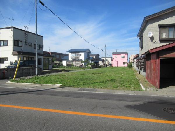 土地 青森市大字油川字浪返 JR津軽線油川駅 600万円