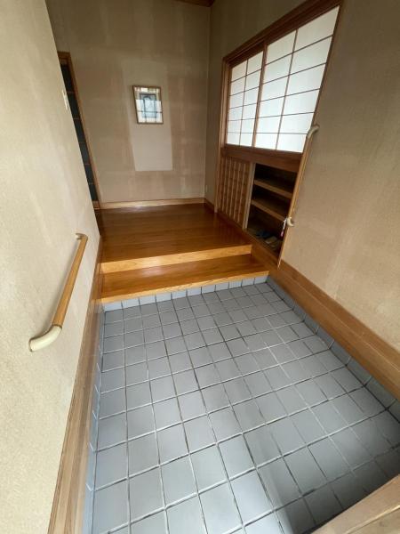 奥野3丁目　売家 玄関 