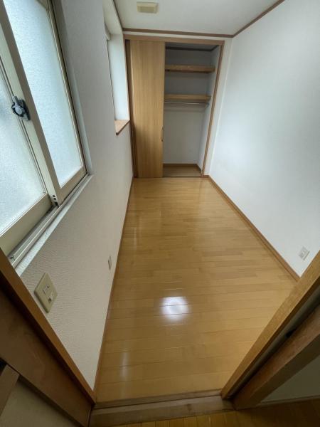 奥野3丁目　売家 洋室