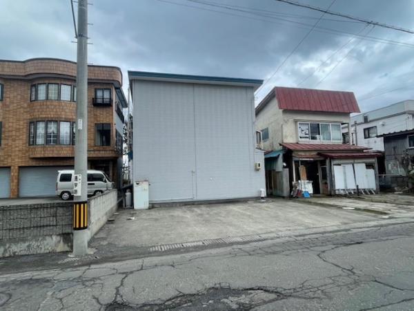 土地 青森市沖館４丁目7-21 青い森鉄道青森駅 900万円