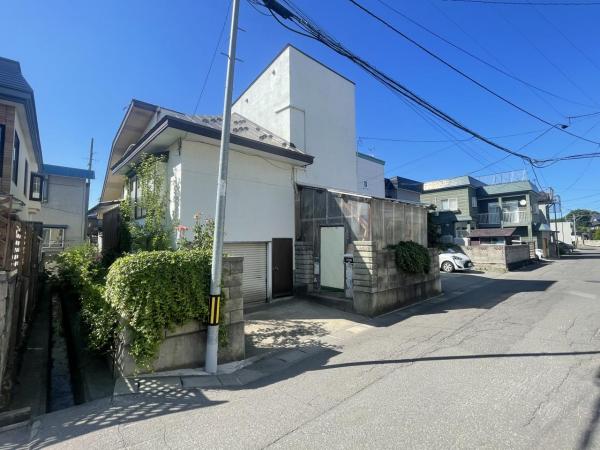 土地 青森市富田５丁目 JR奥羽本線青森駅 580万円