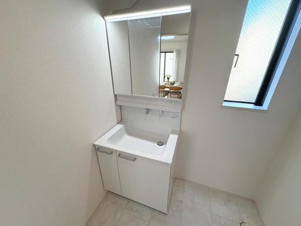 練馬区西大泉４丁目新築分譲住宅 洗面台・洗面所 