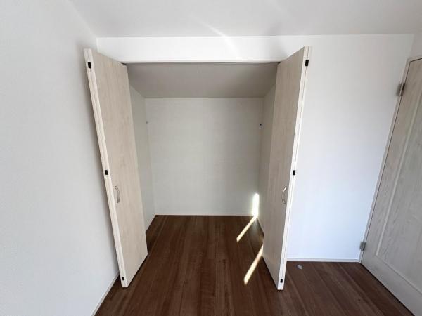 練馬区西大泉４丁目新築分譲住宅 収納 