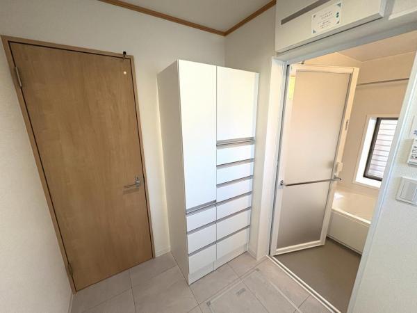 練馬区西大泉１丁目中古戸建 洗面台・洗面所 