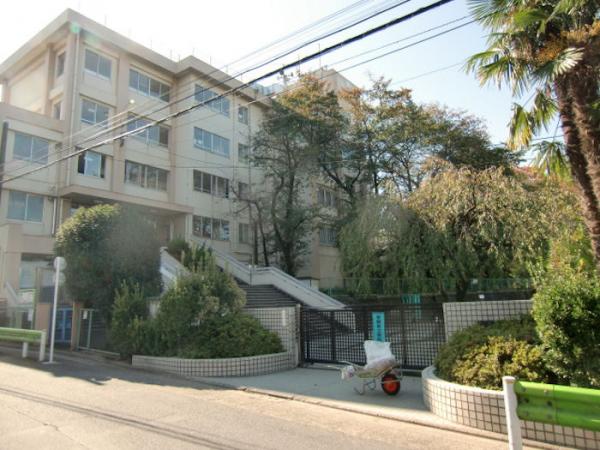 大泉小学校