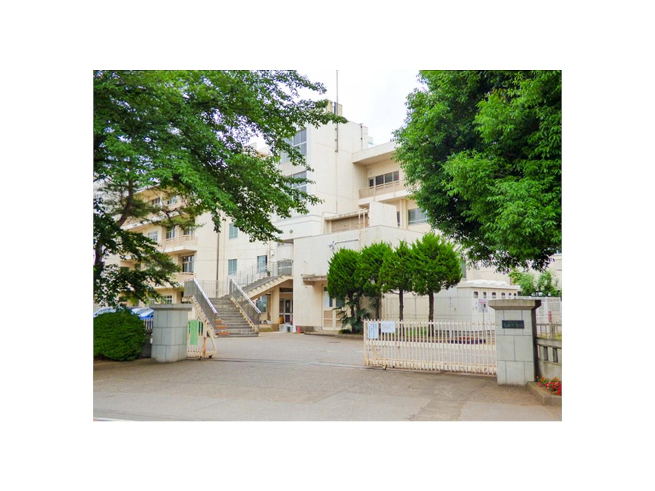 所沢市立富岡中学校