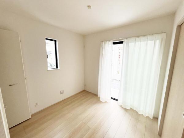狭山市富士見2丁目13期　新築分譲住宅全1棟 リビング以外の居室 