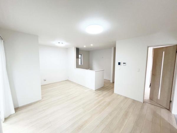 狭山市富士見2丁目13期　新築分譲住宅全1棟 リビング 