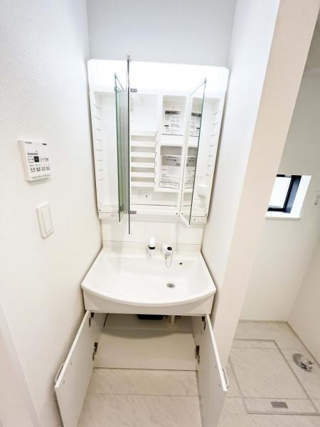 狭山市富士見2丁目13期　新築分譲住宅全1棟 洗面台・洗面所 