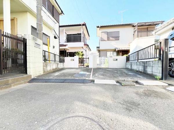 所沢市小手指南一丁目　中古戸建 前面道路含む現地写真 