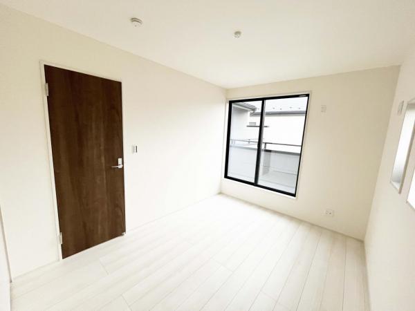 所沢市上新井2丁目第16期　新築分譲住宅全5棟 リビング以外の居室 