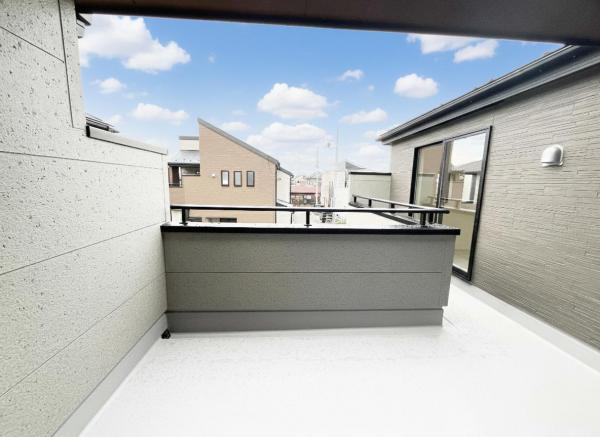 所沢市上新井2丁目第16期　新築分譲住宅全5棟 バルコニー 