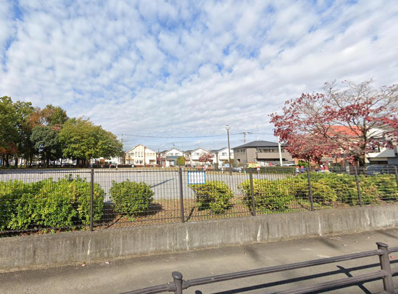 東狭山ケ丘中央公園