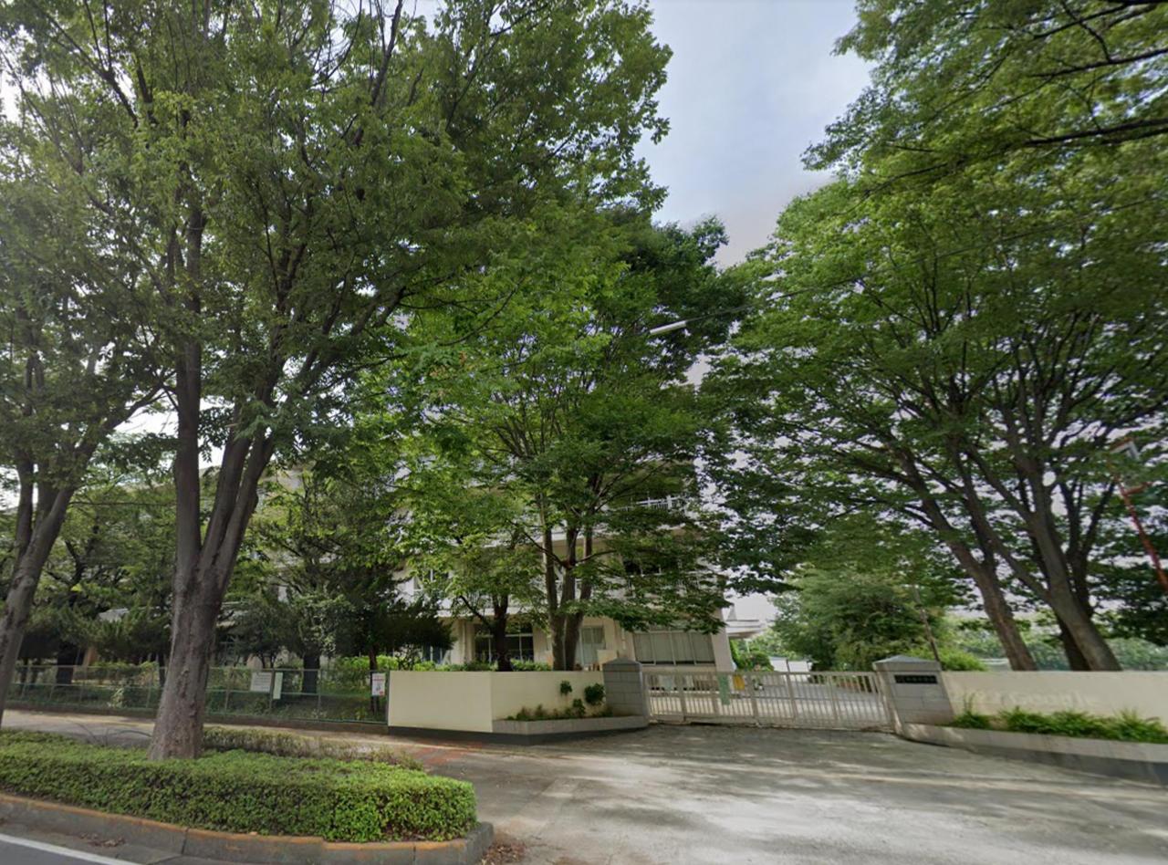 所沢市立中央中学校
