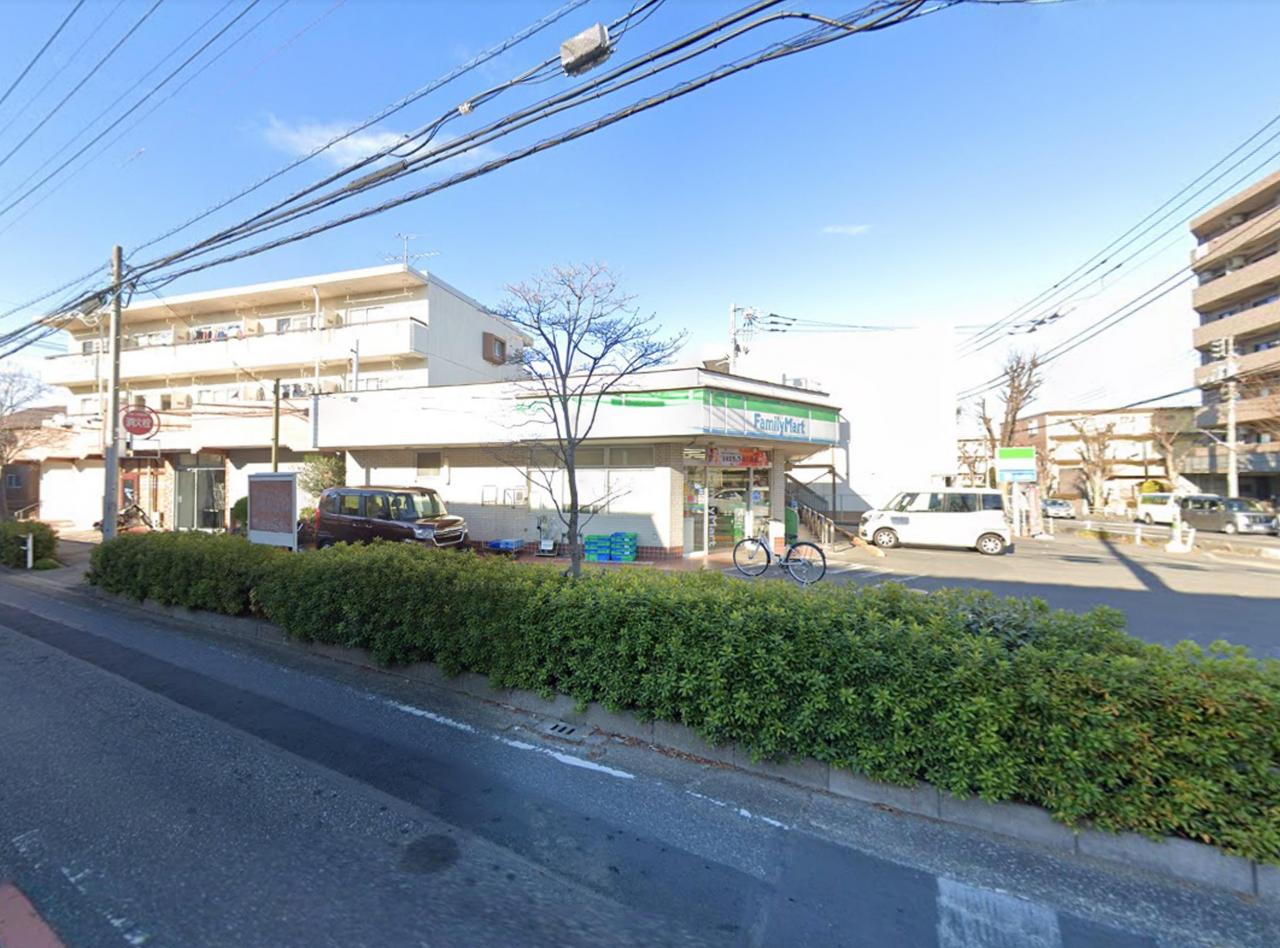 ファミリーマート 小手指二丁目店