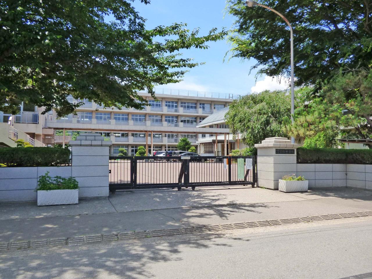 所沢市立安松中学校