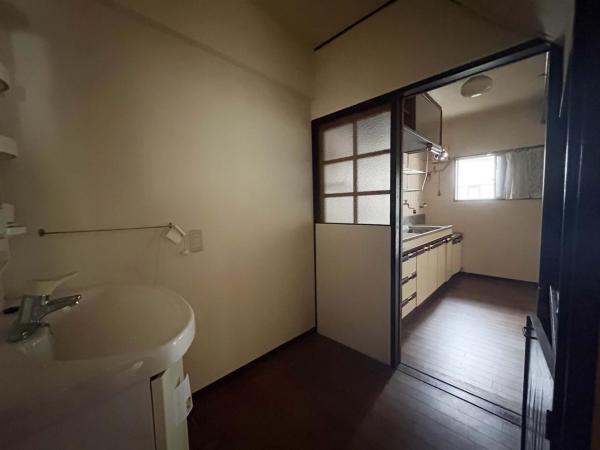 ◆当社売主物件◆所沢市こぶし町　中古戸建 洗面台・洗面所 