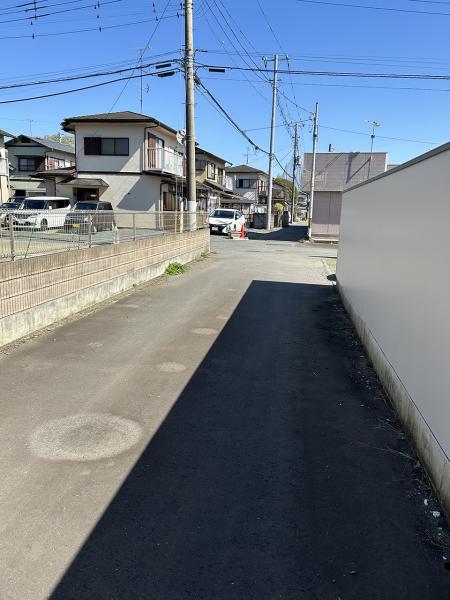 水戸市東野町　土地 前面道路含む現地写真 
