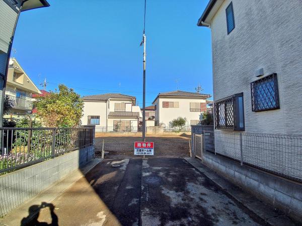 柏市今谷上町　土地 前面道路含む現地写真 