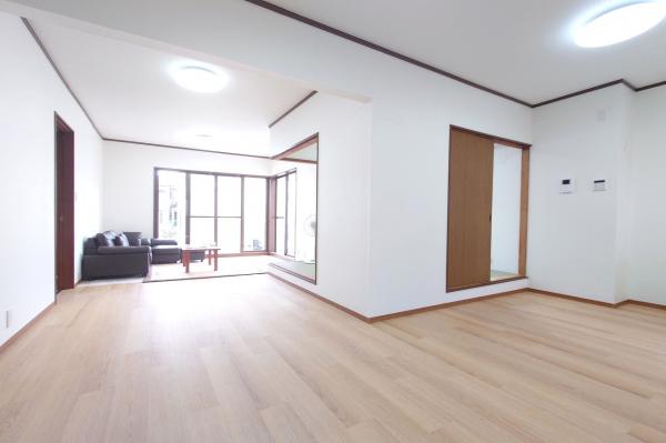 我孫子市並木８丁目　戸建 リビング 