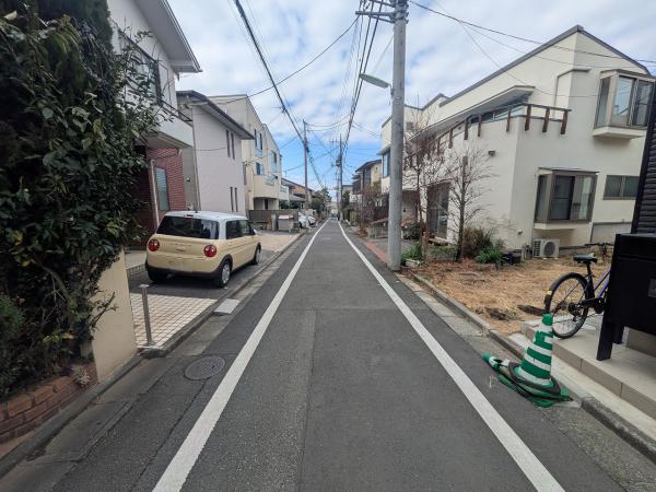  前面道路含む現地写真 