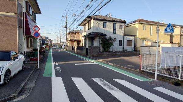  前面道路含む現地写真 