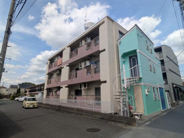 中古マンション 狛江市和泉本町３丁目 小田急線狛江駅 1,390万円