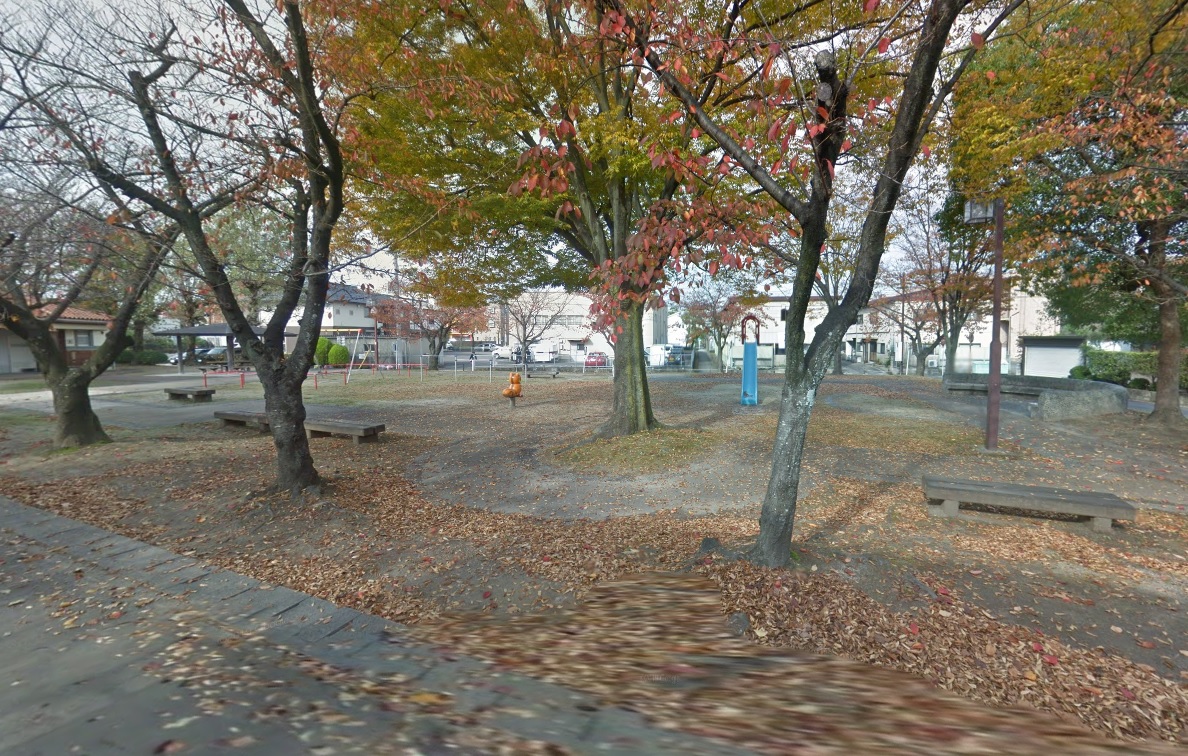 仲畔公園