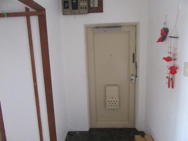 萩町ハイツ 玄関 