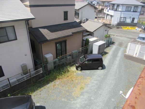 萩町ハイツ 敷地内駐車場