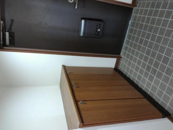 ロイヤルシャトー高丘 玄関 