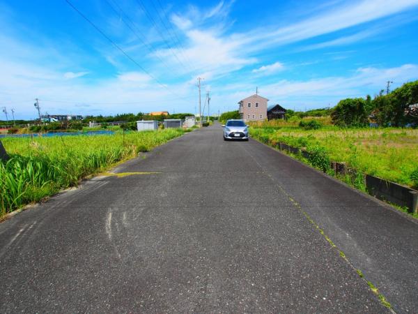 御前崎市白羽 前面道路含む現地写真 