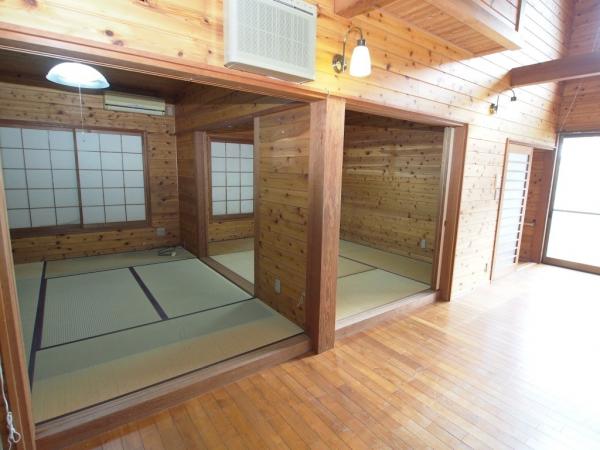 池新田5548 リビング 