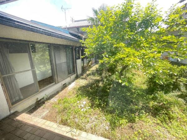 川根本町上長尾 庭 